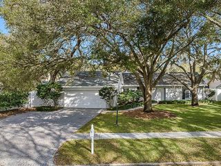 Foreclosed Home - 11926 NICKLAUS CIR, 33624