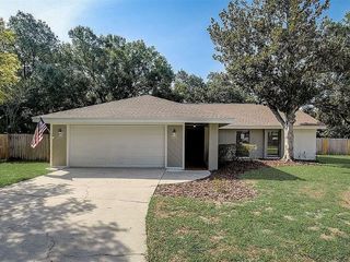 Foreclosed Home - 14901 FOXHOUND PL, 33624
