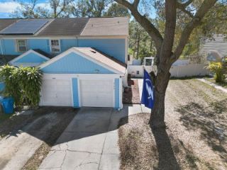 Foreclosed Home - 6140 OAK CLUSTER CIR, 33634
