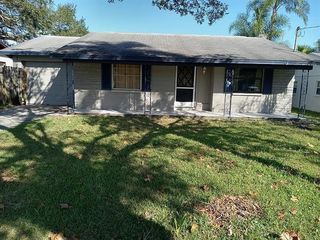 Foreclosed Home - 7334 FILBERT LN, 33637
