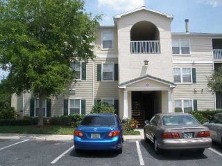 Foreclosed Home - 18313 BRIDLE CLUB DR # 6, 33647
