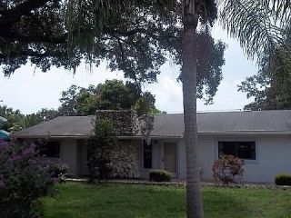 Foreclosed Home - 5040 OAKLAWN LN, 33708