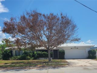 Foreclosed Home - 15318 HARBOR DR, 33708