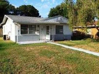Foreclosed Home - 5118 7TH AVE N, 33710