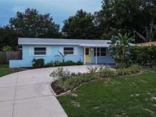 Foreclosed Home - 7710 33RD AVE N, 33710