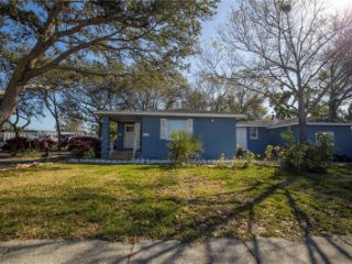 Foreclosed Home - 3125 28TH ST N, 33713