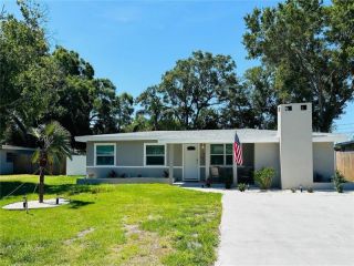 Foreclosed Home - 1345 PARKWOOD ST, 33755