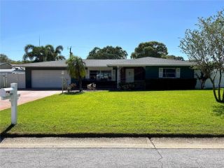 Foreclosed Home - 1368 WOODCREST AVE, 33756