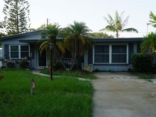 Foreclosed Home - 1304 BARRY ST, 33756
