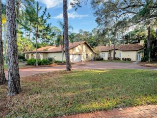 Foreclosed Home - 2401 MARGOLIN LN, 33764