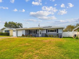 Foreclosed Home - 2330 CHAUCER ST, 33765