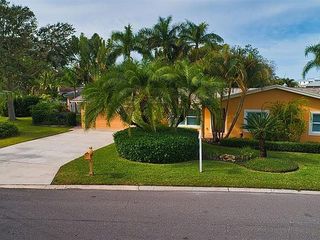 Foreclosed Home - 1872 CLEARWATER HARBOR DR, 33770