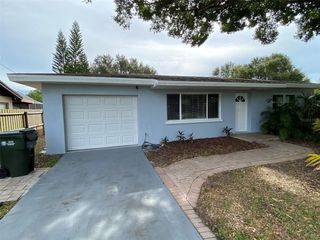 Foreclosed Home - 391 PLUMOSA DR, 33771