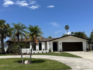 Foreclosed Home - 5536 ISLAND AVE, 33772