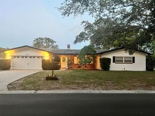 Foreclosed Home - 5579 TANGELO RD, 33772