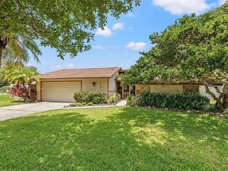 Foreclosed Home - 9337 RUSTIC PINES BLVD E, 33776