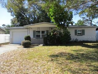 Foreclosed Home - 7670 85TH LN, 33777