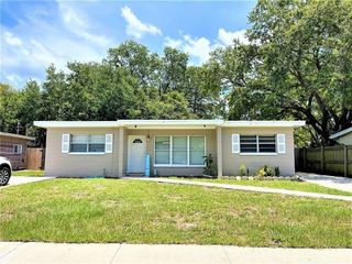 Foreclosed Home - 9049 93RD ST, 33777
