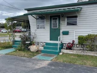 Foreclosed Home - 289 DEBBIE AVE, 33801