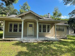 Foreclosed Home - 1021 W 9TH ST, 33805