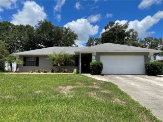 Foreclosed Home - 6516 CHIPPENDALE RD, 33809