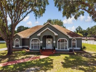 Foreclosed Home - 7026 PINEHAVEN DR, 33810