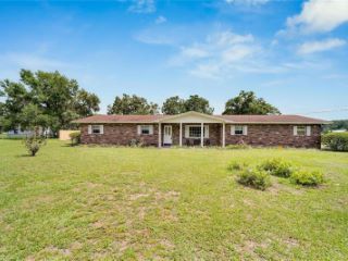 Foreclosed Home - 1826 W DAUGHTERY RD, 33810