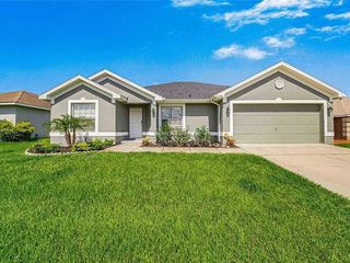 Foreclosed Home - 8726 FORT SOCRUM VILLAGE PL, 33810