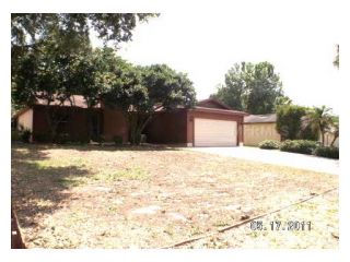 Foreclosed Home - 3821 WHITEDOVE DR, 33812
