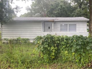 Foreclosed Home - 910 S KELLY AVE, 33815