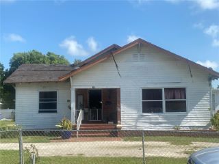 Foreclosed Home - 199 E CAMPHOR ST, 33825