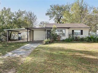 Foreclosed Home - 225 W VALENCIA DR, 33830