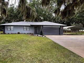 Foreclosed Home - 904 S LAKE REEDY BLVD, 33843