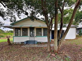 Foreclosed Home - 13 E 8TH ST, 33843