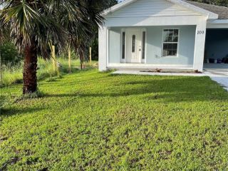 Foreclosed Home - 100 E NORTHSIDE DR, 33853