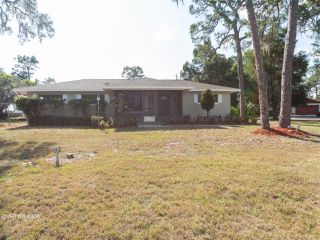 Foreclosed Home - 701 Roanoke Pl, 33870