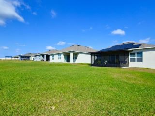 Foreclosed Home - 1044 CAMBRIDGE DR, 33881