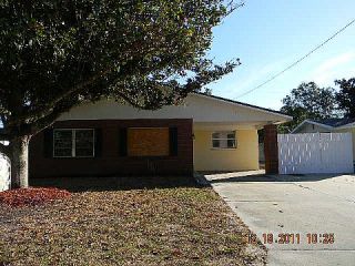 Foreclosed Home - 1403 PALM DR, 33884