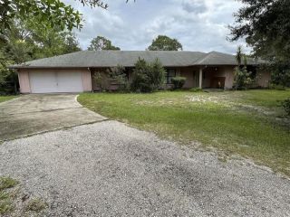 Foreclosed Home - 3 CHERRY BLOSSOM LN, 33884