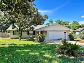 Foreclosed Home - 142 WHITTIER LN, 33884