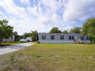 Foreclosed Home - 2512 FAST TROT TRL, 33898