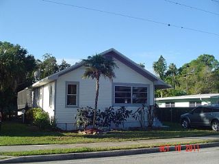 Foreclosed Home - 1914 HILL AVE, 33901
