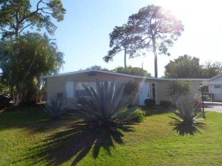 Foreclosed Home - 2116 PINEVIEW RD, 33901