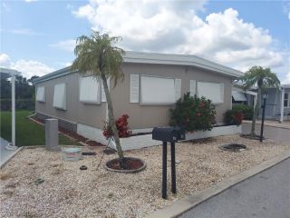 Foreclosed Home - 48 NICKLAUS BLVD, 33903