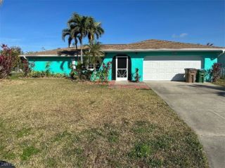 Foreclosed Home - 3537 SE 1ST PL, 33904