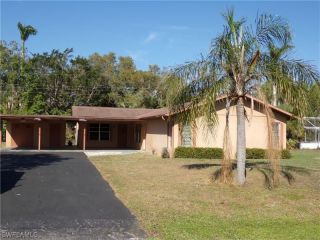 Foreclosed Home - 2213 MARILYN LN # 2215, 33905