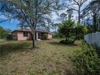 Foreclosed Home - 3721 KITTYHAWK DR, 33905