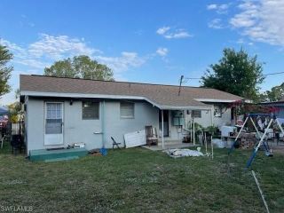 Foreclosed Home - 554 NEW YORK DR, 33905