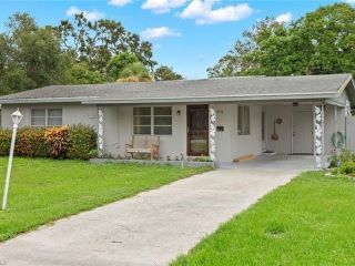 Foreclosed Home - 372 ALTAMONT AVE, 33905