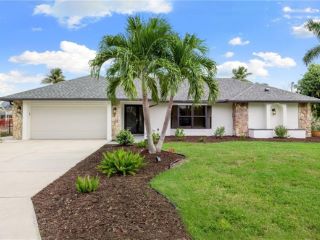 Foreclosed Home - 6058 COCOS DR, 33908